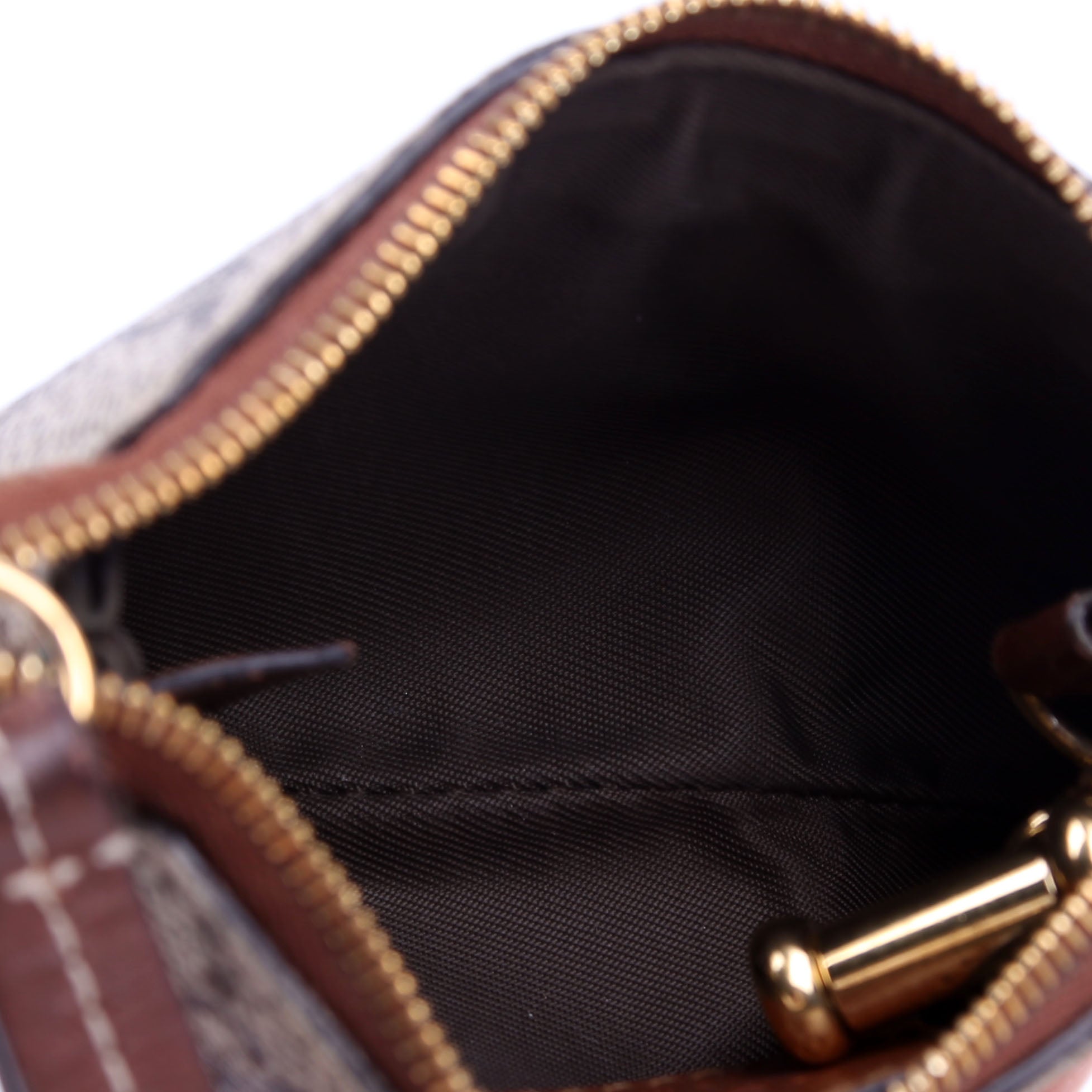 447964 GG Supreme Key Case Brown
