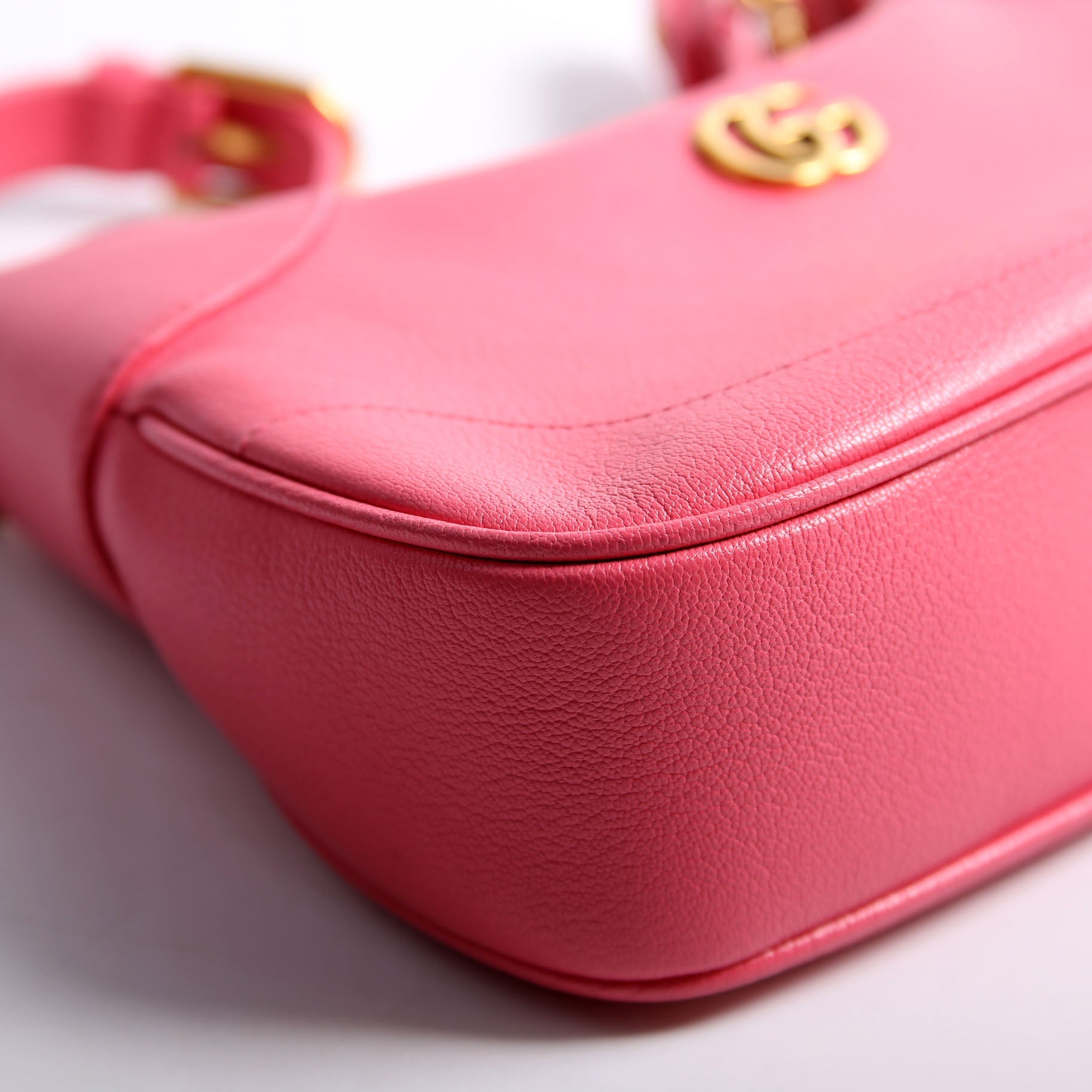 731817 Aphrodite Leather Small Shoulder Bag Pink/Gold