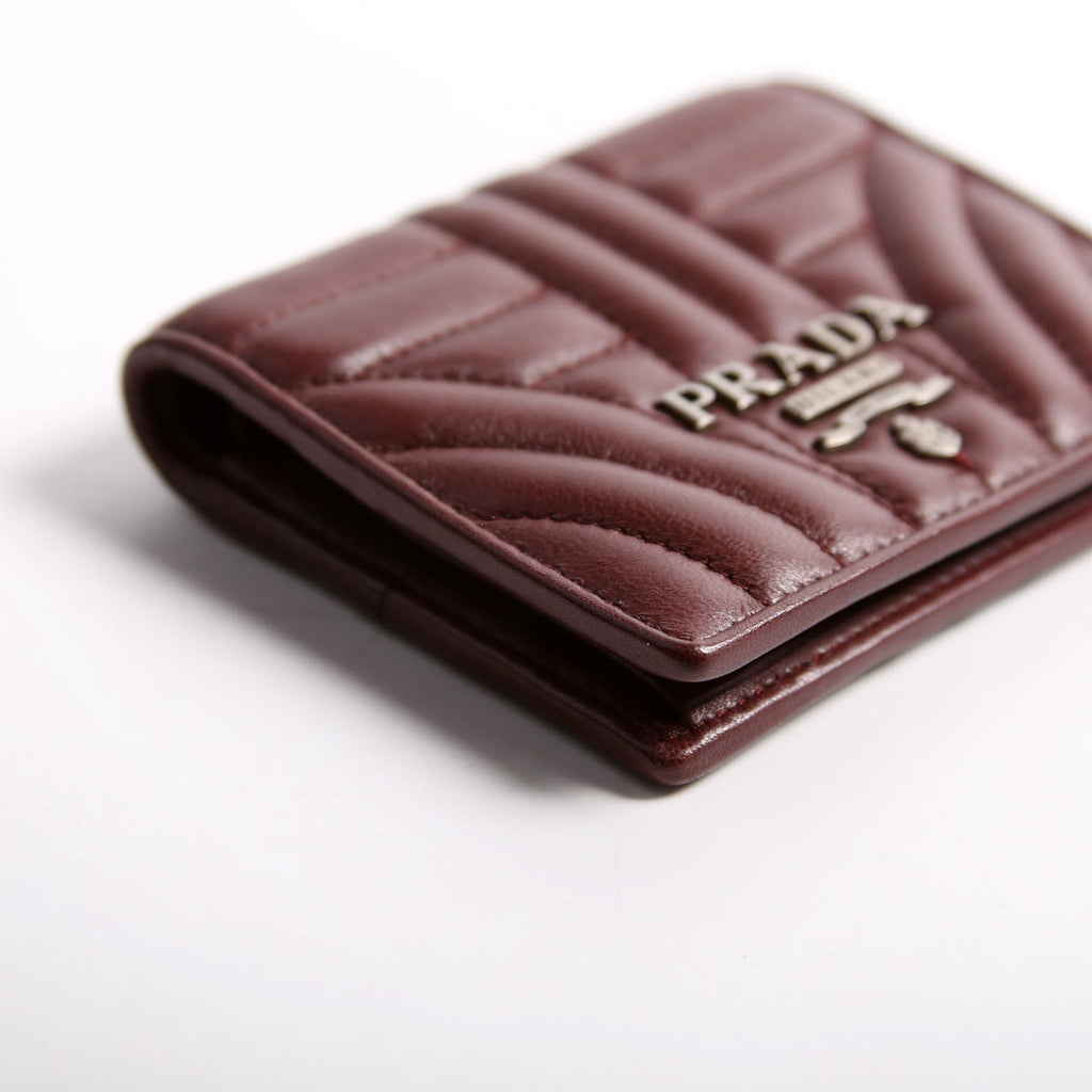 Nappa Impunture Small Wallet With Coin Pouch Burgundy