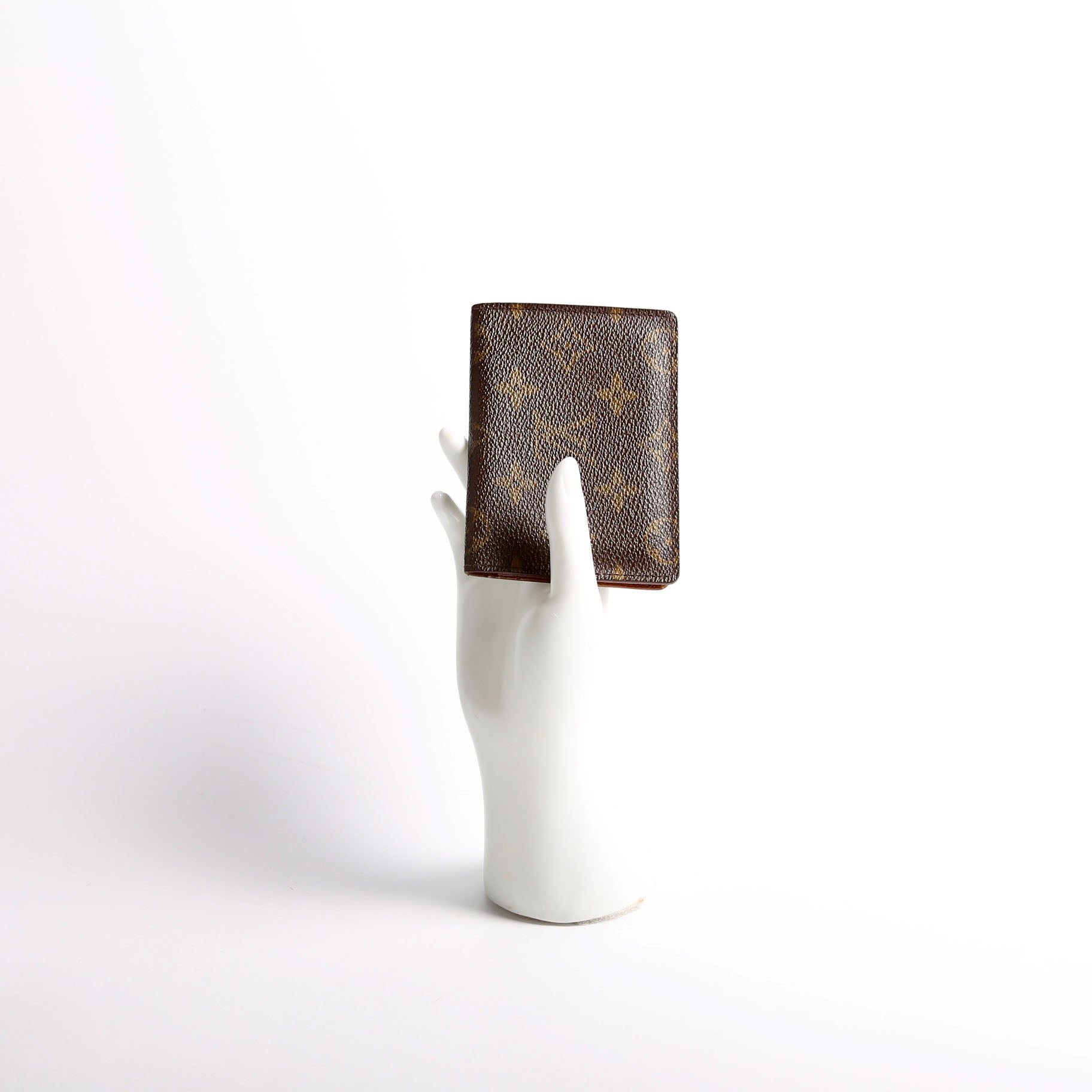 Id Holder Monogram Brown