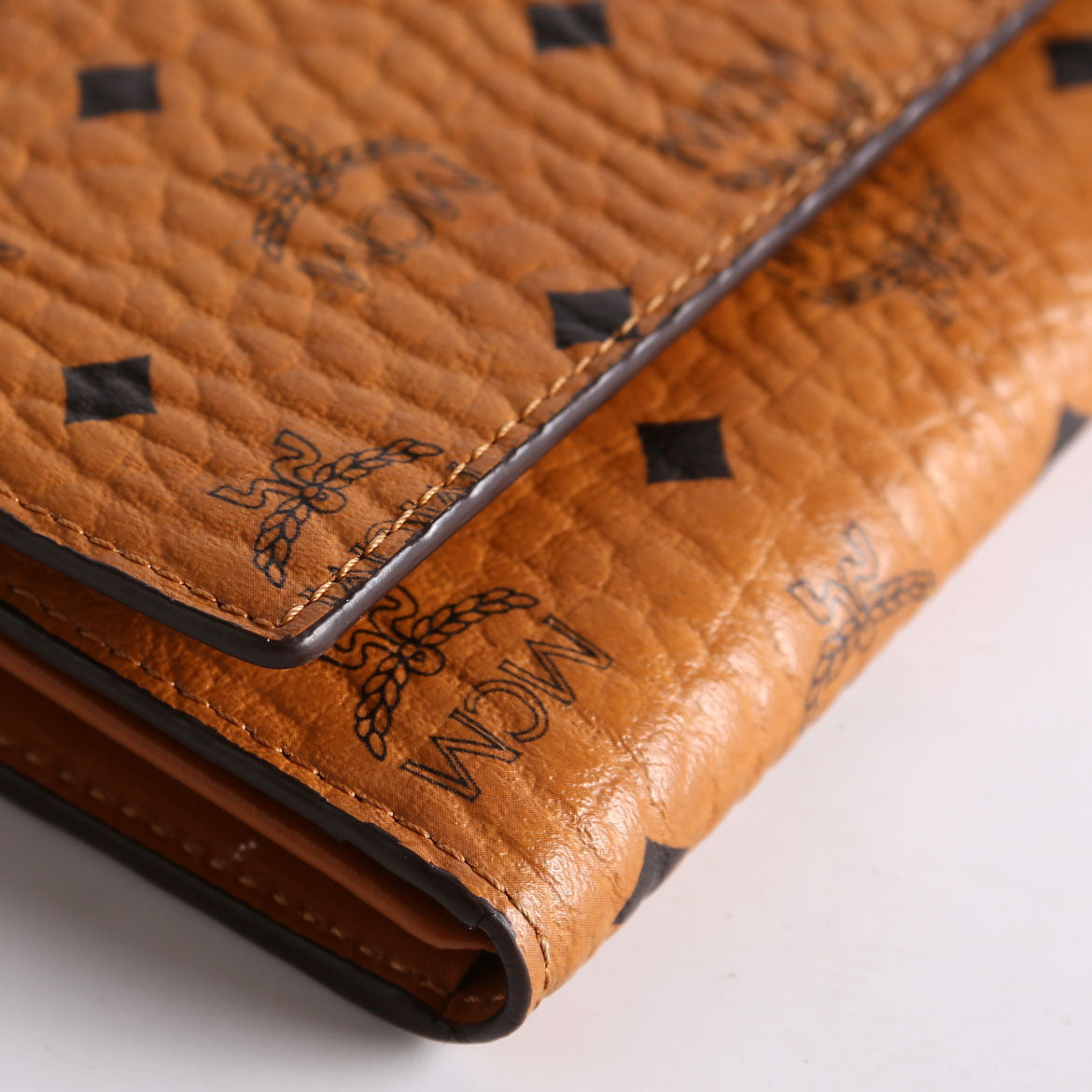 Visetos Trifold Long Wallet Brown
