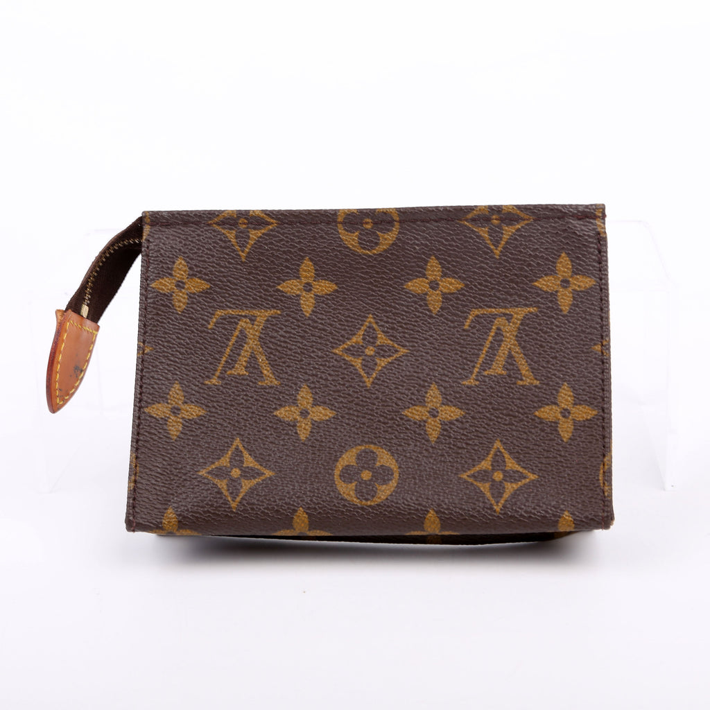 Toiletry Pouch 15 Monogram
