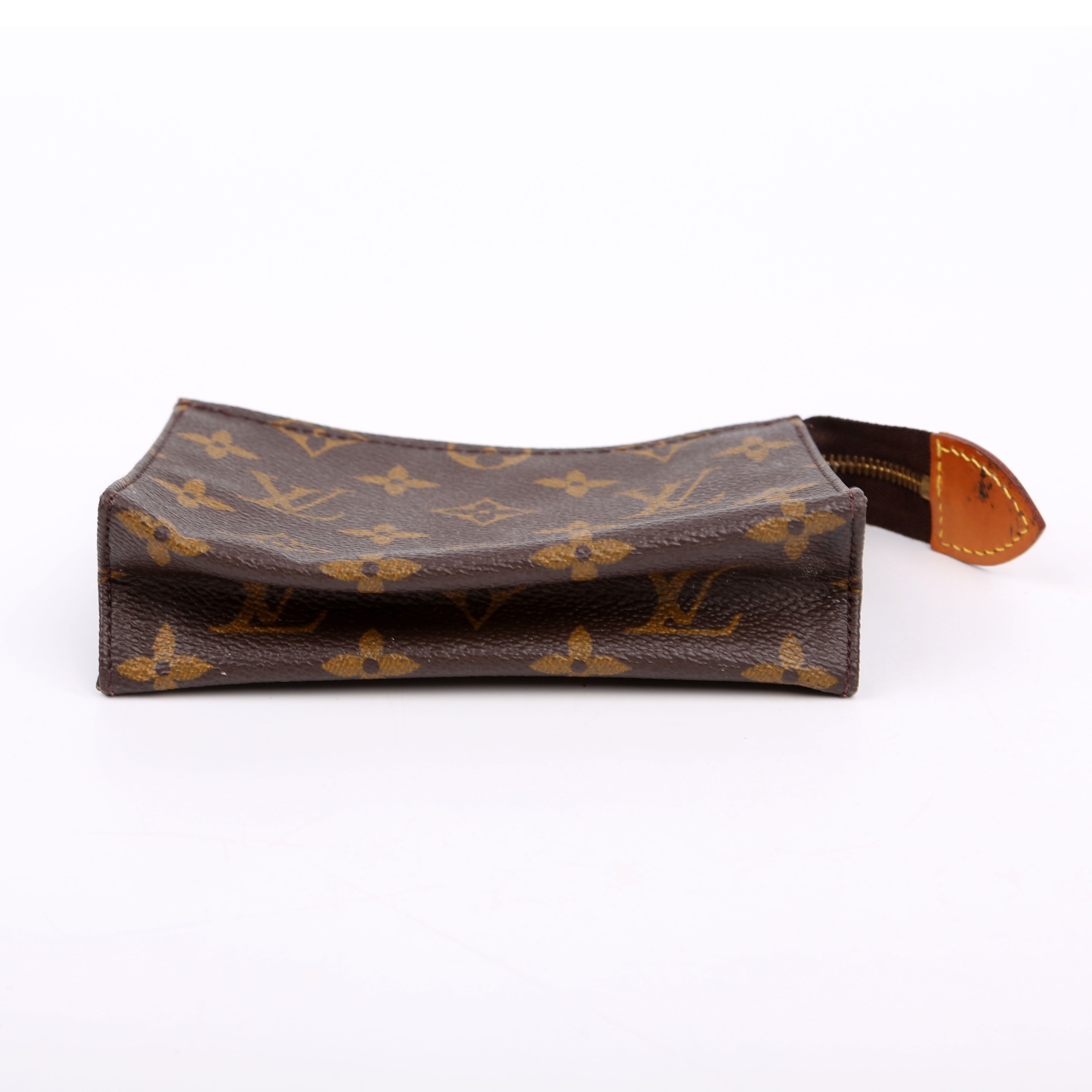Toiletry Pouch 15 Monogram