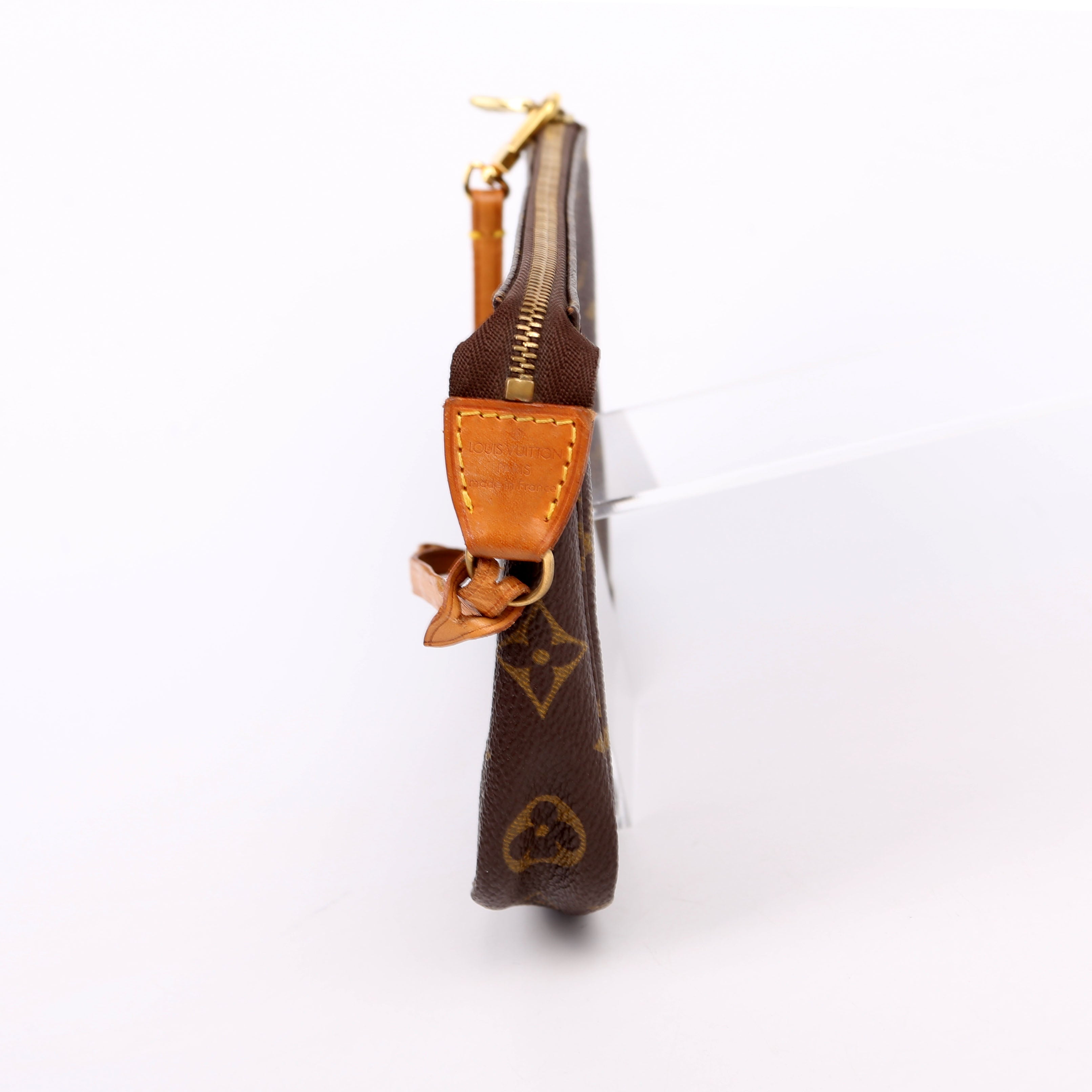 Pochette Only Bucket Bag Monogram