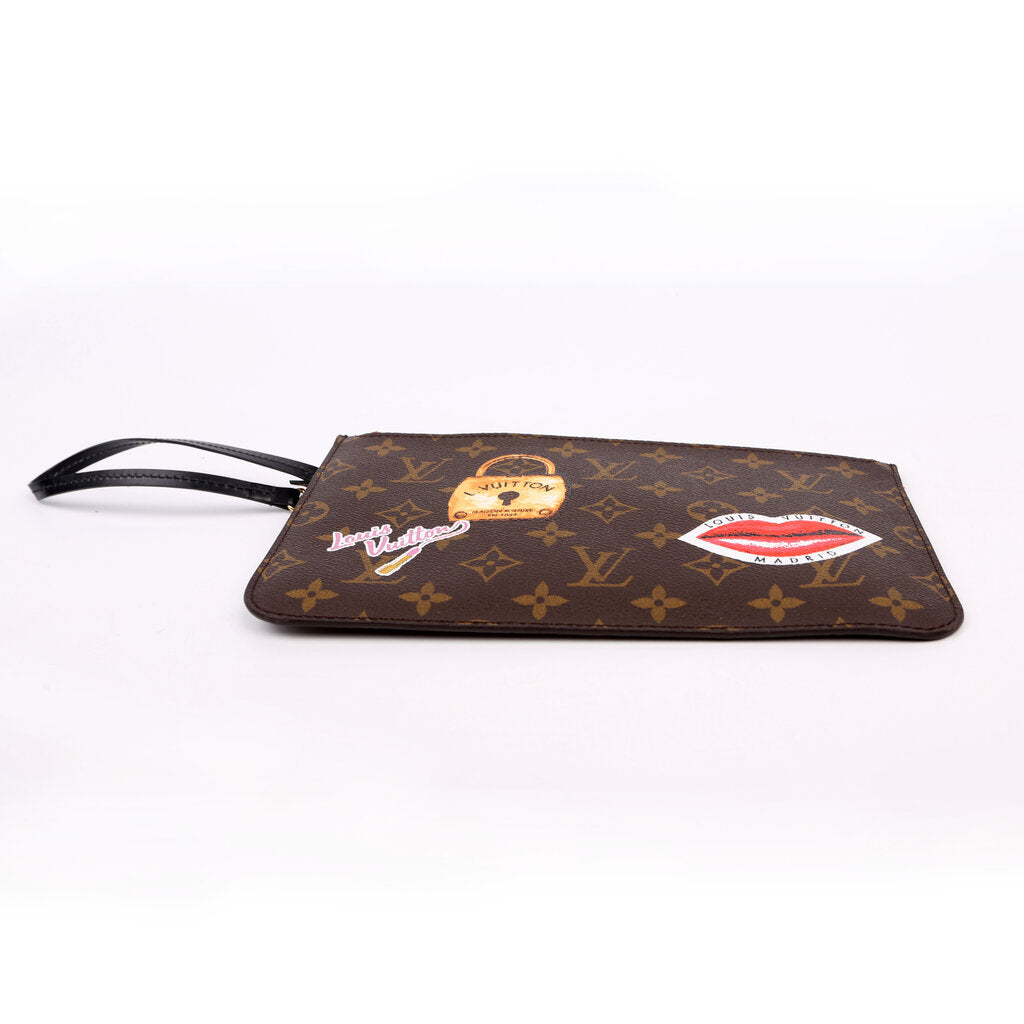Pochette Only Monogram World Tour
