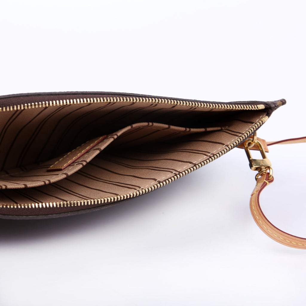 Pochette Only Monogram Neverfull
