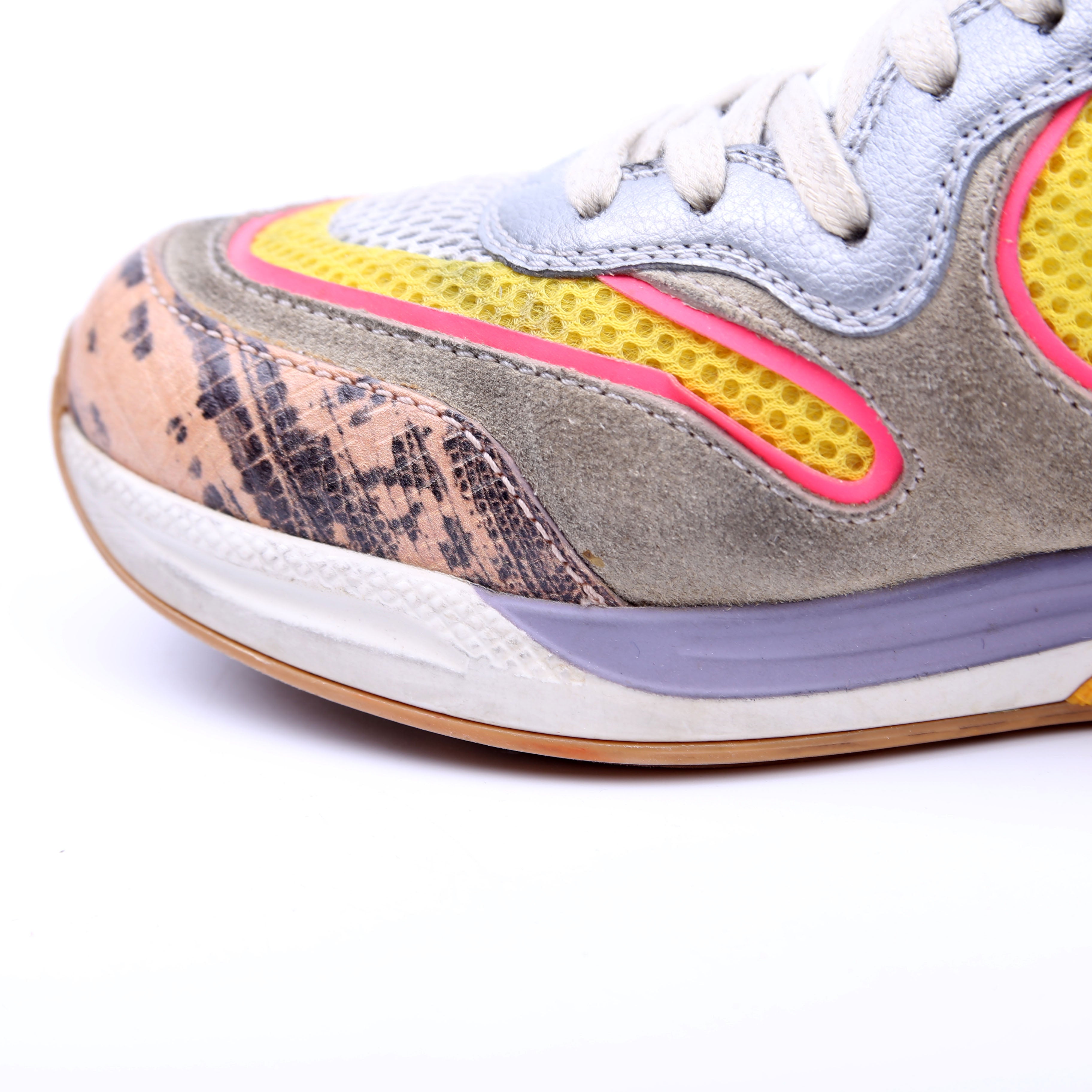 Gucci Ultraspace Sneakers Size 36.5 Multicolor