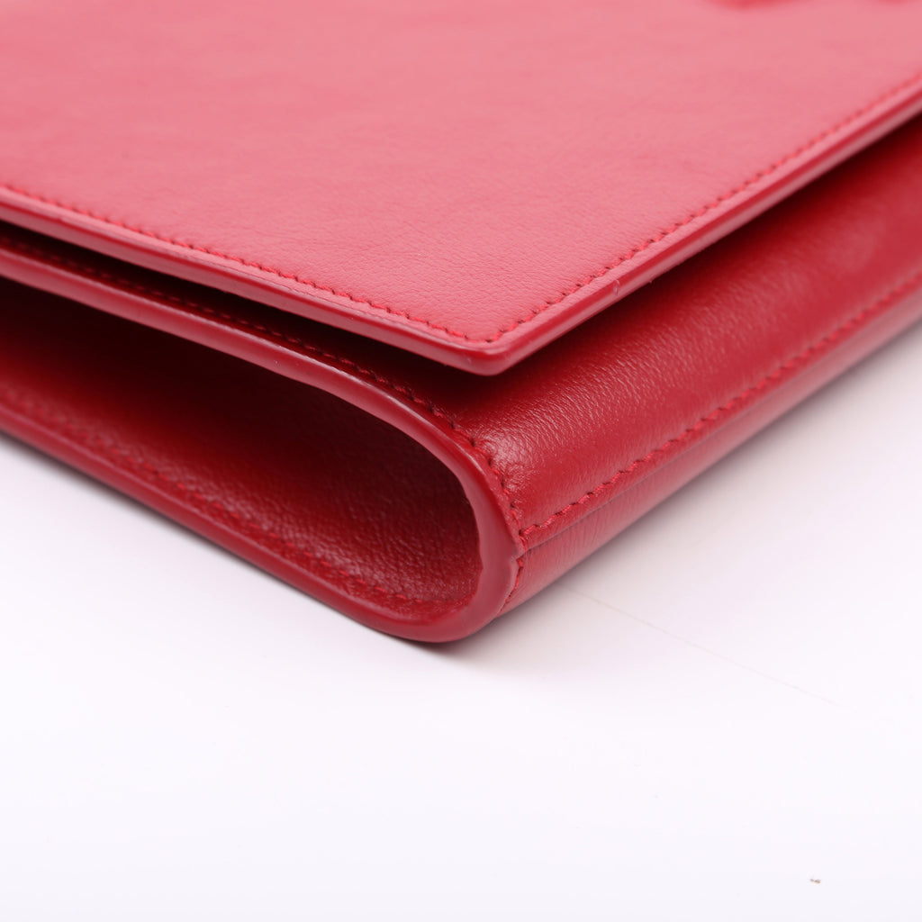 361120 Belle De Jour Clutch Red