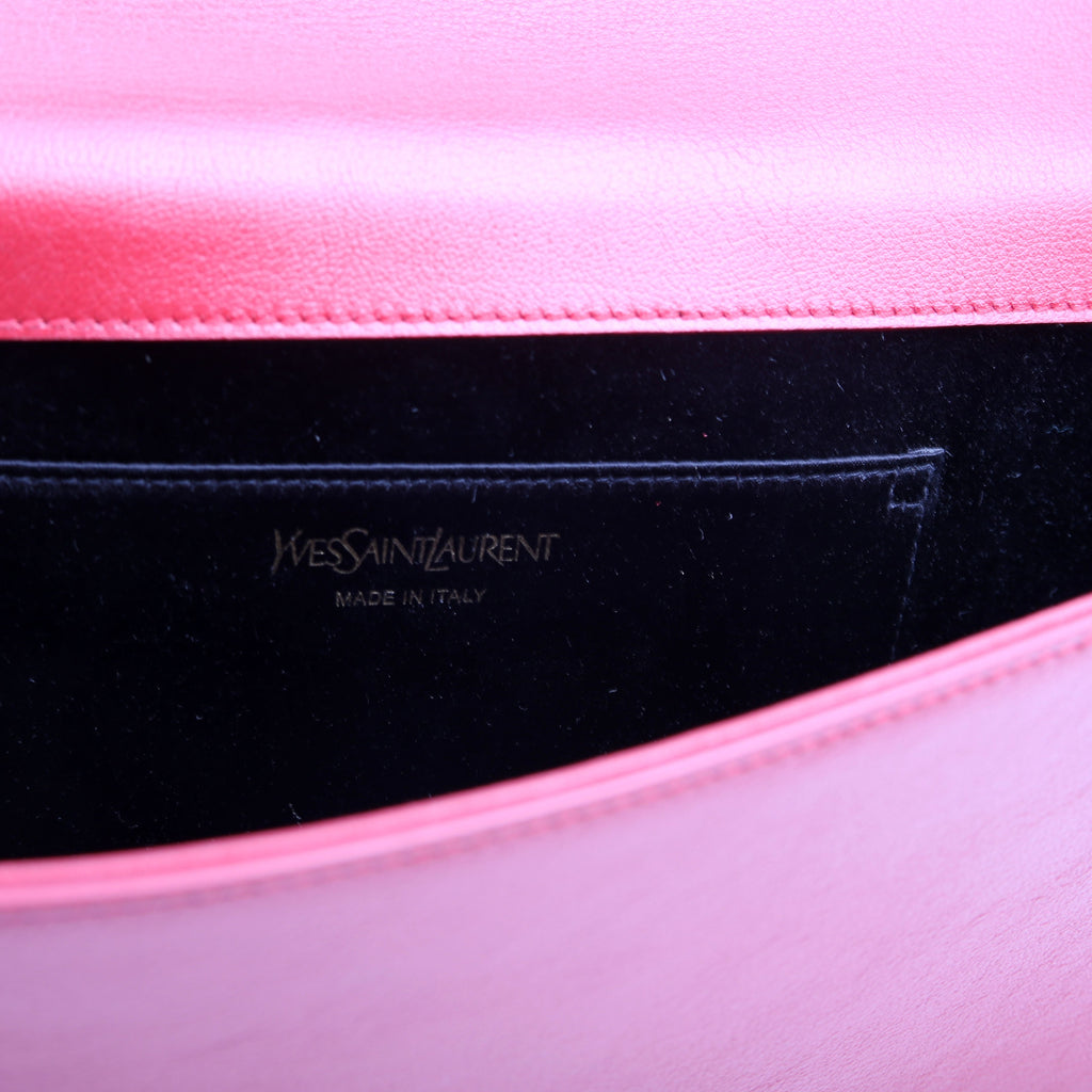 361120 Belle De Jour Clutch Red