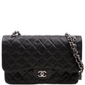 Classic Flap Jumbo Caviar 14-16M Black