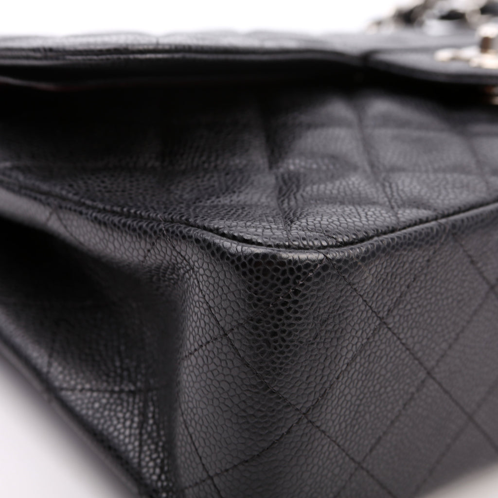 Classic Flap Jumbo Caviar 14-16M Black