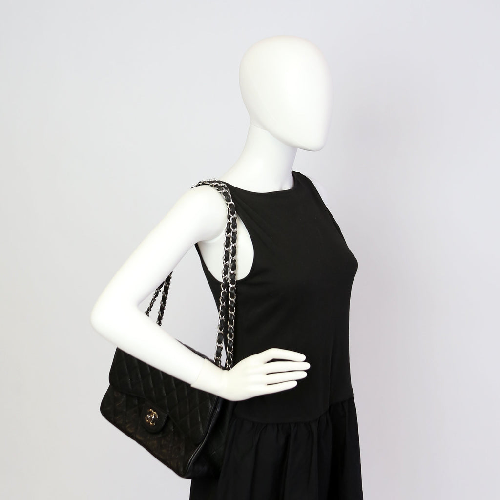 Classic Flap Jumbo Caviar 14-16M Black