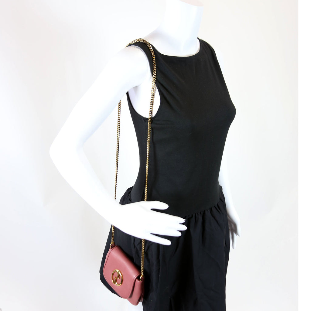 251821 1973 Chain Bag Small Pink