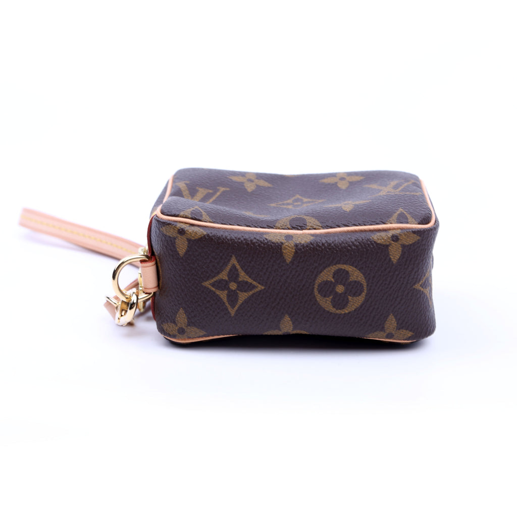 Wapity Case Monogram