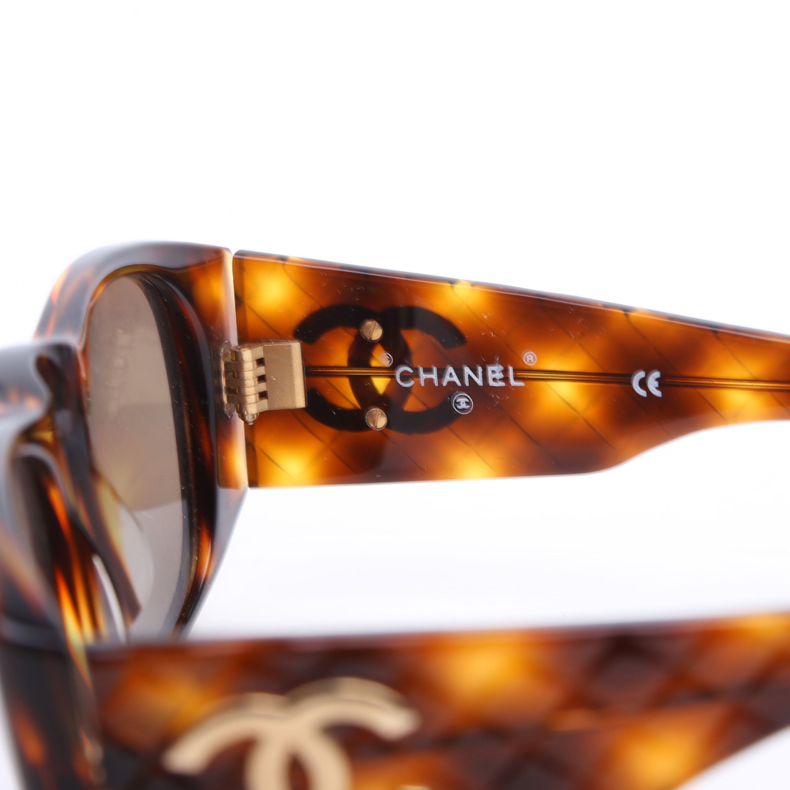 SUNGLASSES: 01450 CC QUILTED ACETATE (B)