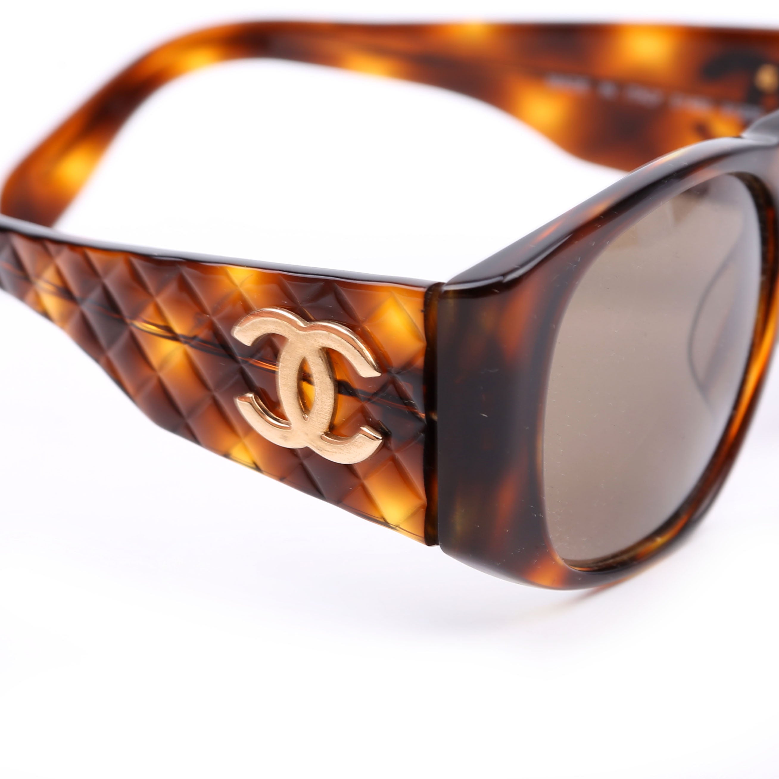 SUNGLASSES: 01450 CC QUILTED ACETATE (B)