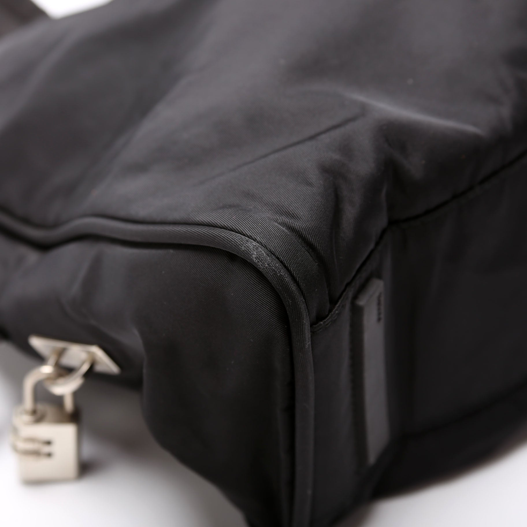 Nylon Top Handle Vintage Black