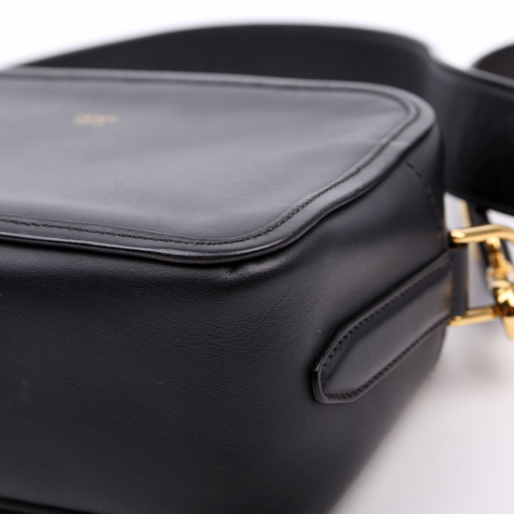 8BT287 F is Fendi Camera Bag Black