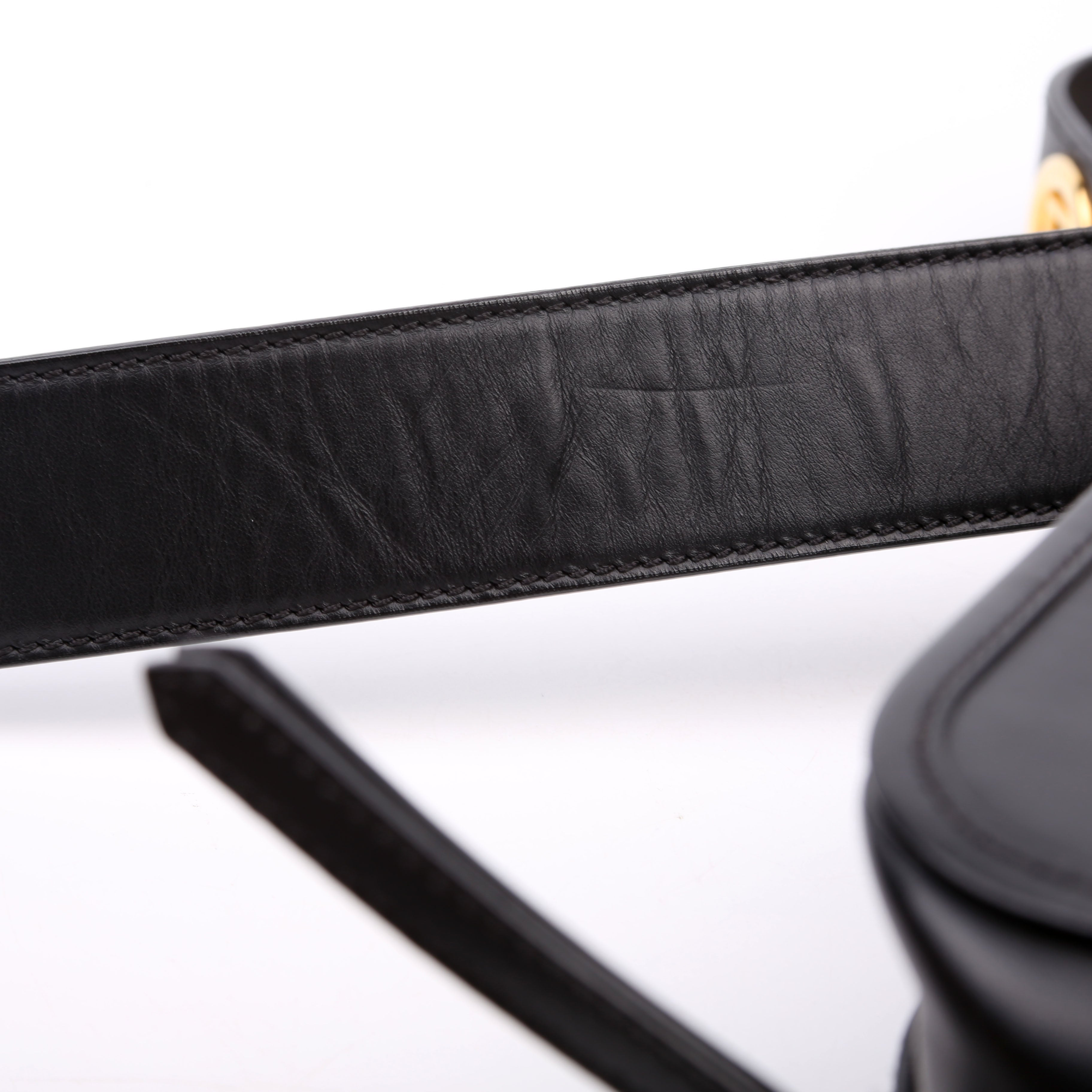 8BT287 F is Fendi Camera Bag Black