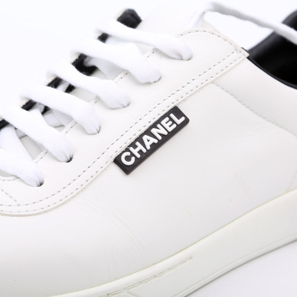 Uniform Sneakers Size 41.5 White/Black