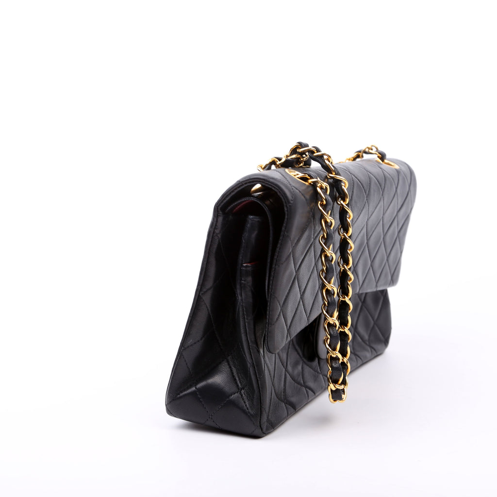Classic Flap Medium Lambskin