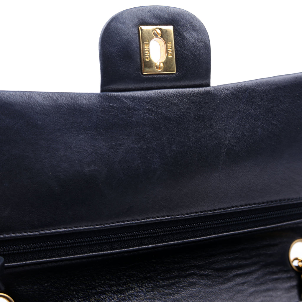 Classic Flap Medium Lambskin