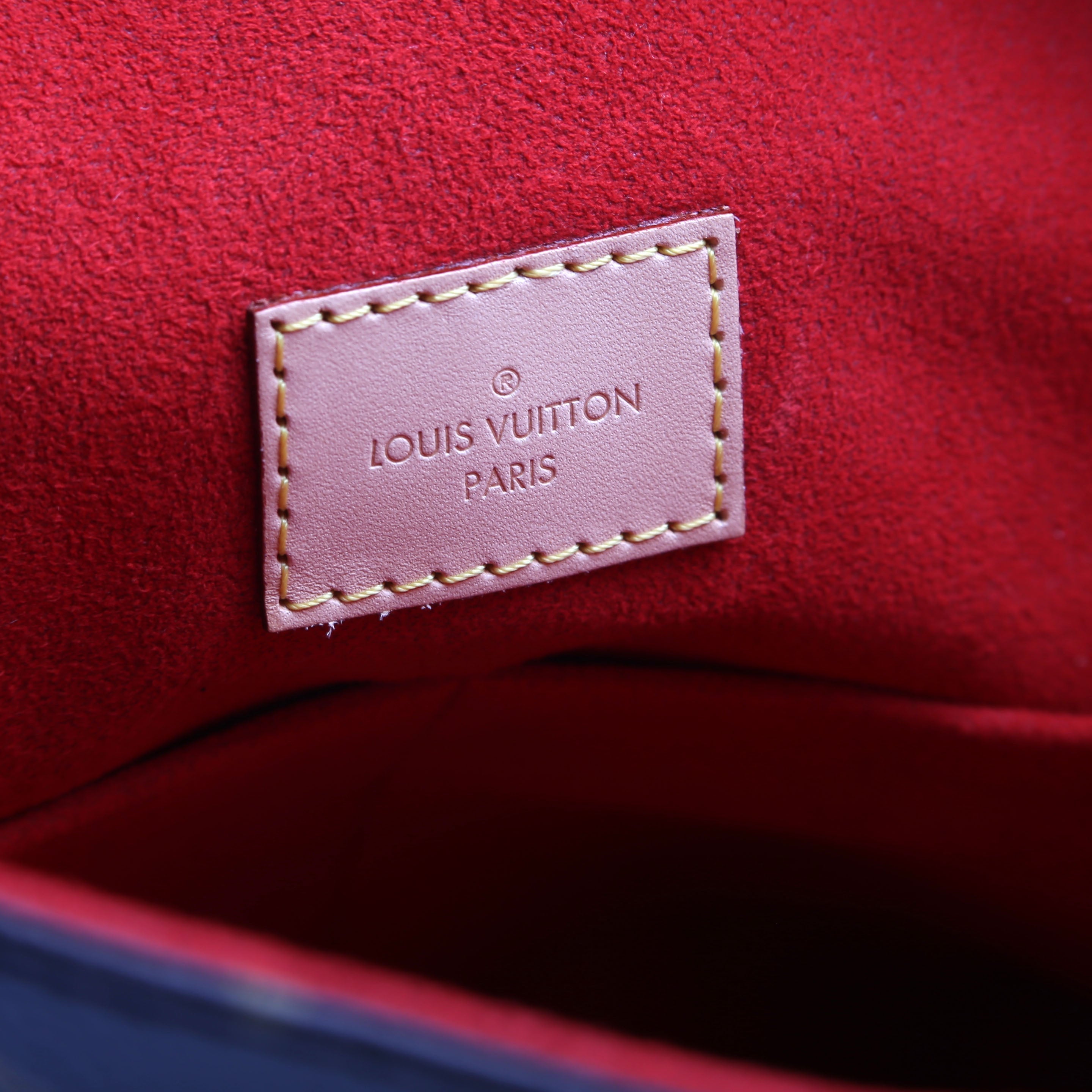 Gaia Monogram Red