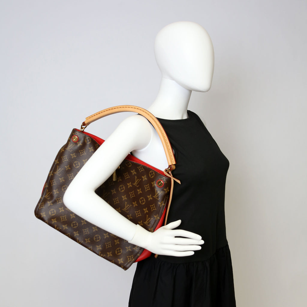 Gaia Monogram Red