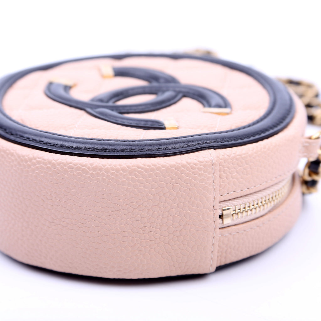 Filigree Round Crossbody Caviar 26M Nude/Black