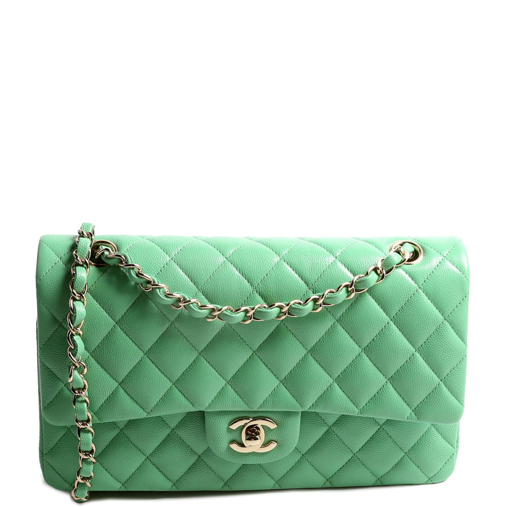 Classic Flap Medium Caviar 31M Green