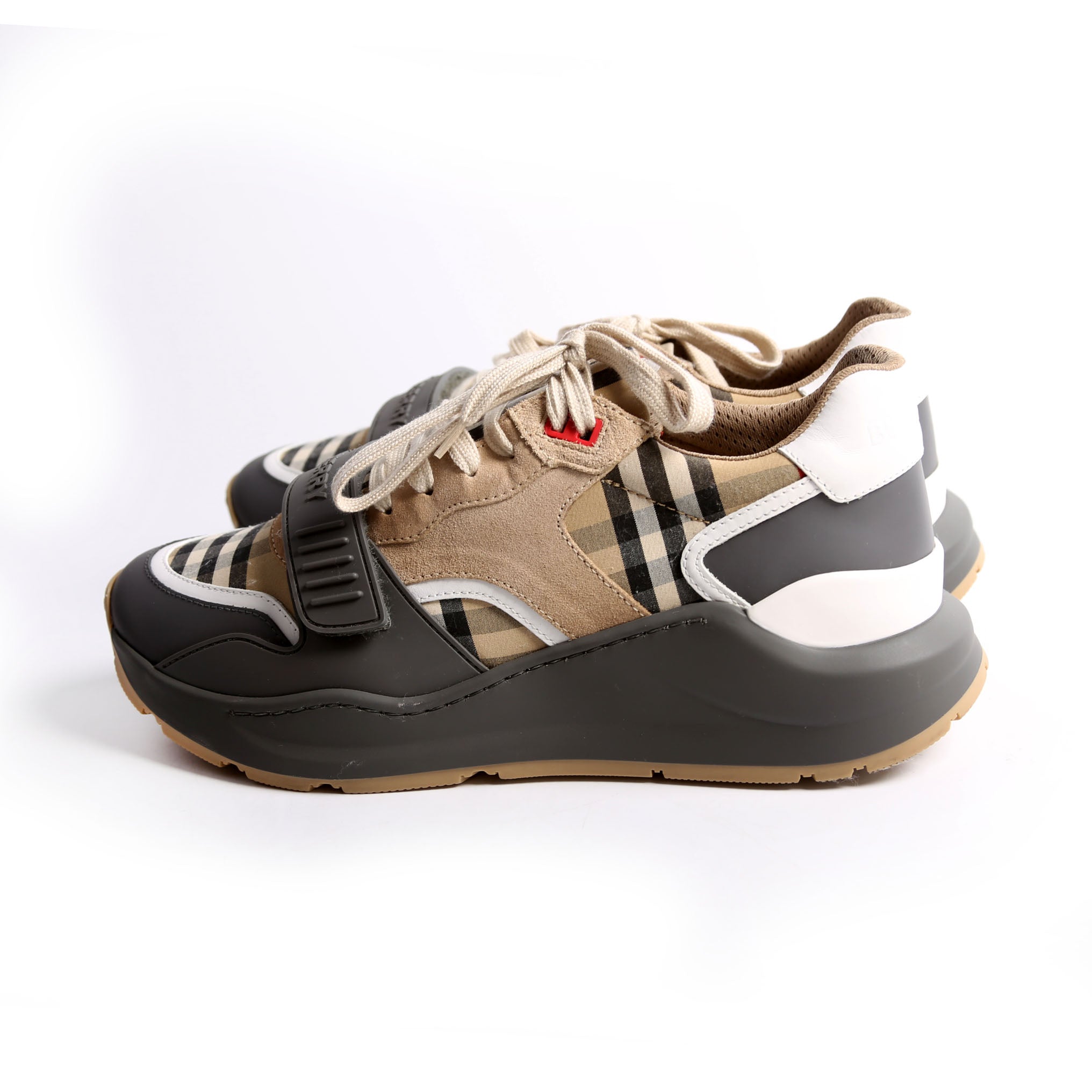 New Ramsey Check Sneakers Size 42