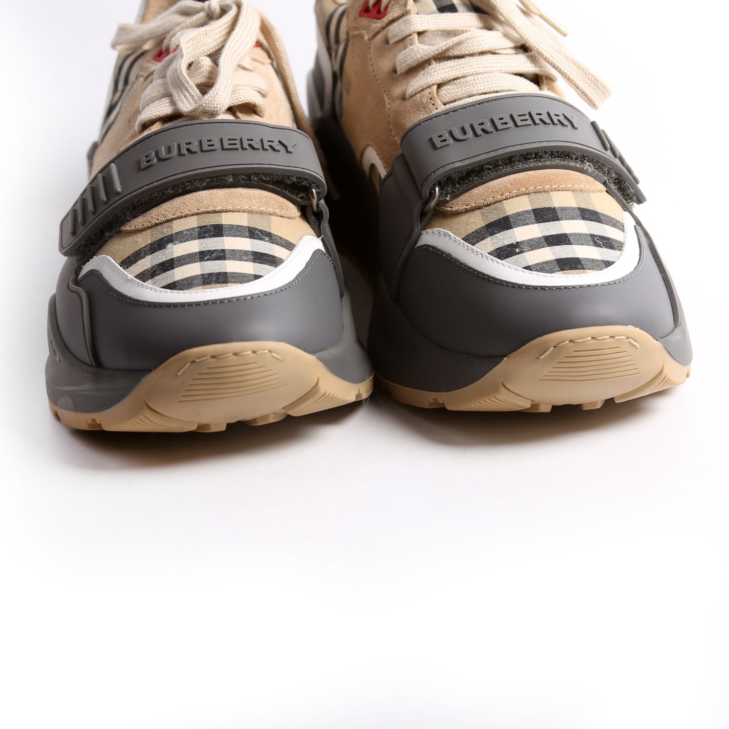 New Ramsey Check Sneakers Size 42
