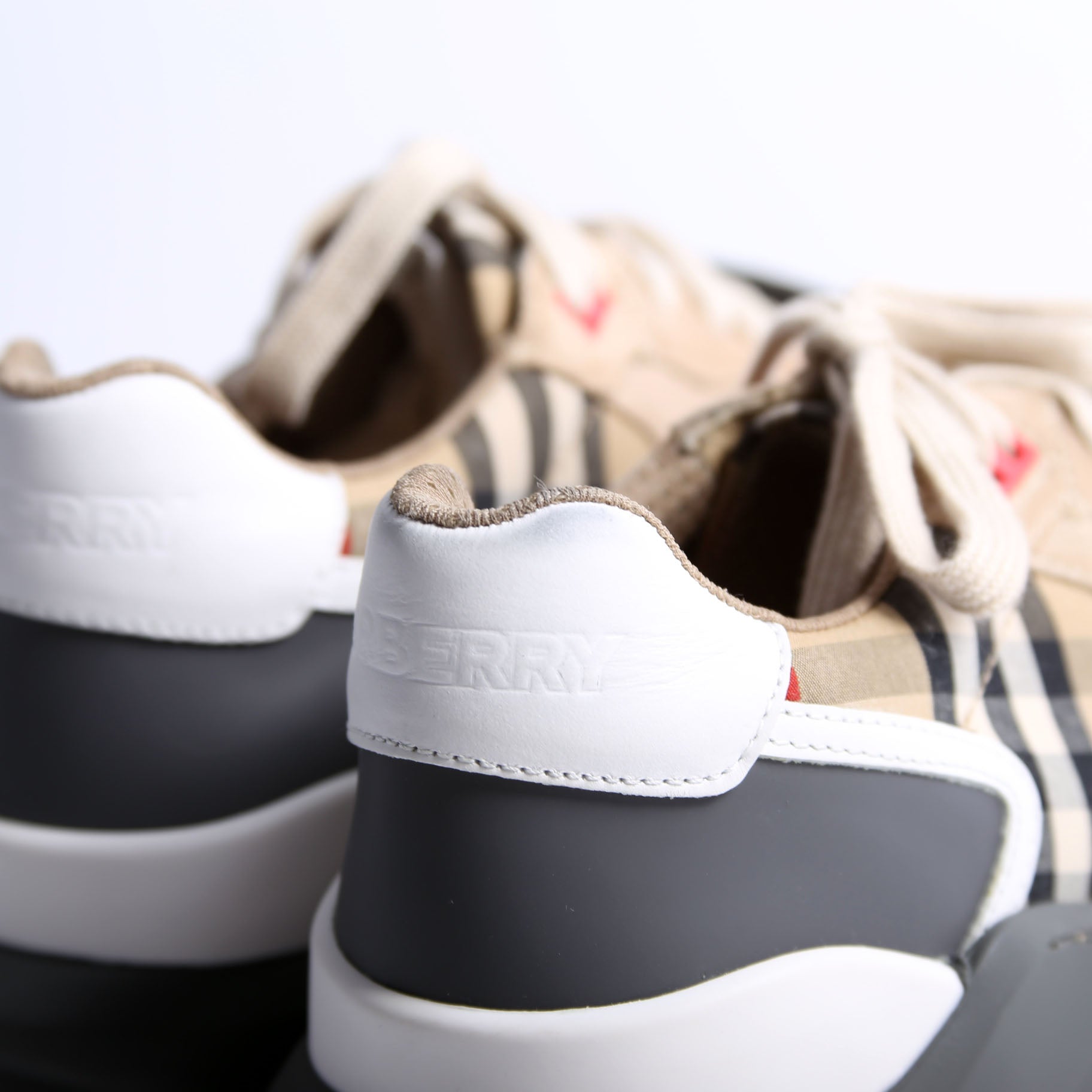New Ramsey Check Sneakers Size 42