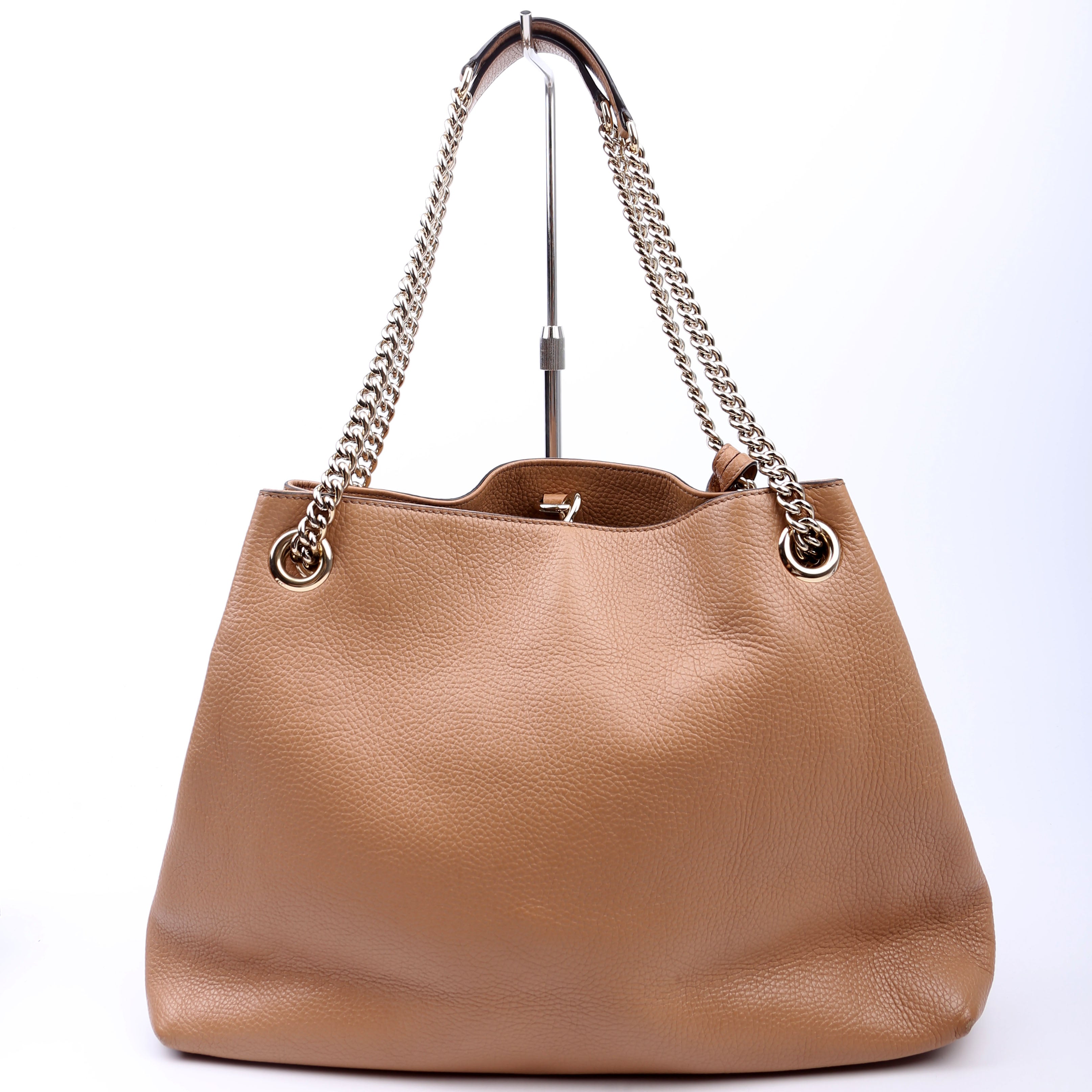 536196 Soho Chain Tote Newer Tan