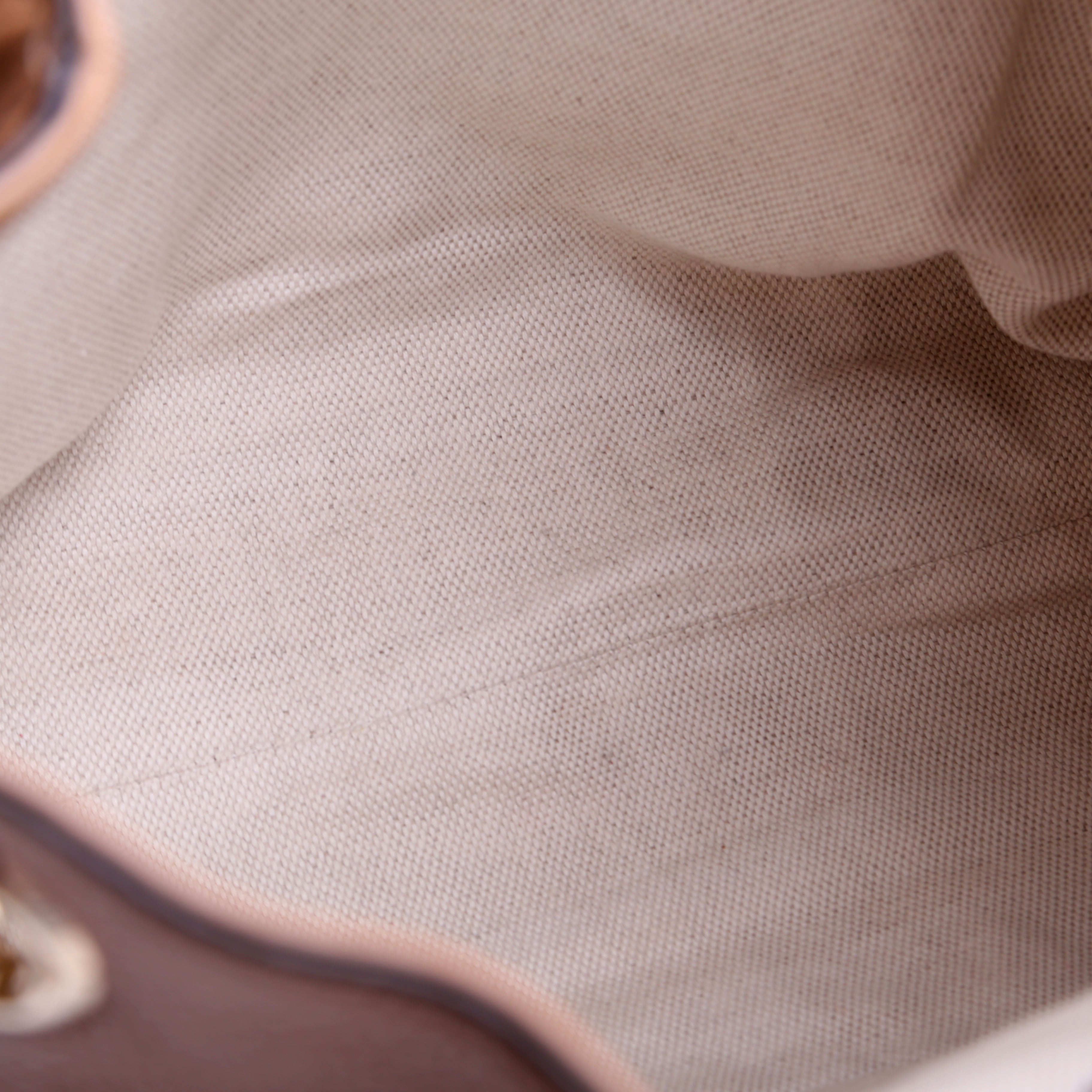 536196 Soho Chain Tote Newer Tan