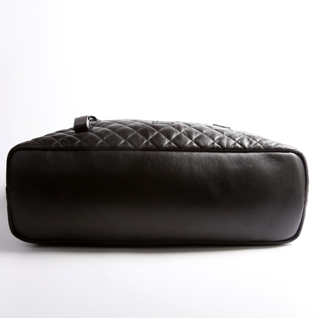 736009 Es Giant Travel Bag Quilted Calskin Black/Gold