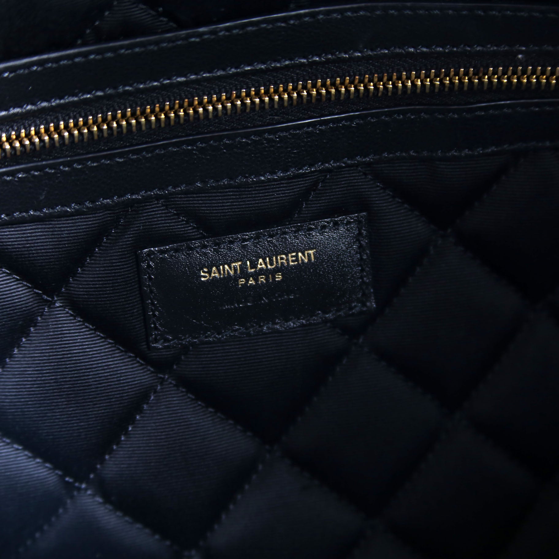736009 Es Giant Travel Bag Quilted Calskin Black/Gold