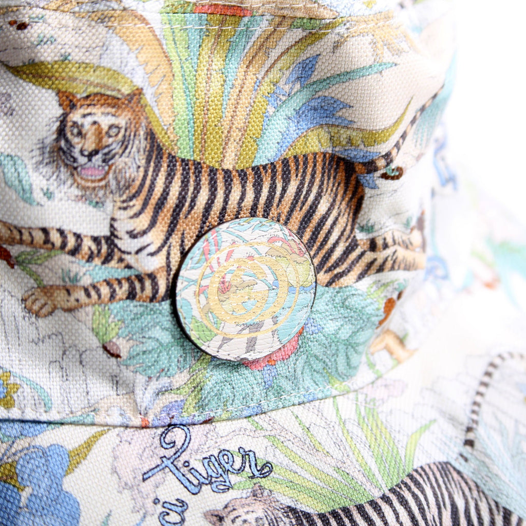 Gucci Tiger Canvas Bucket Size Large