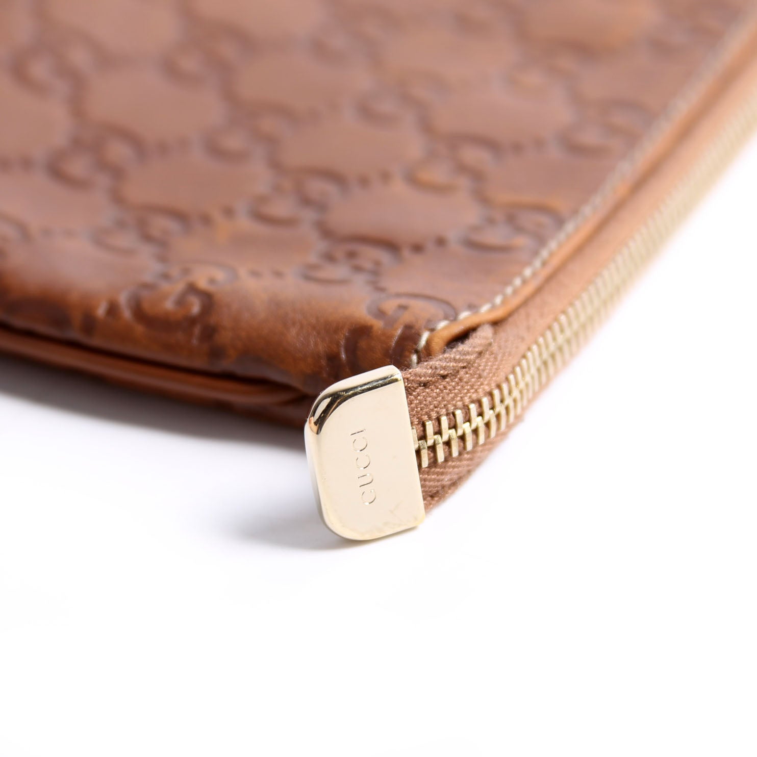 190553 Guccissima Leather Wristlet Brown