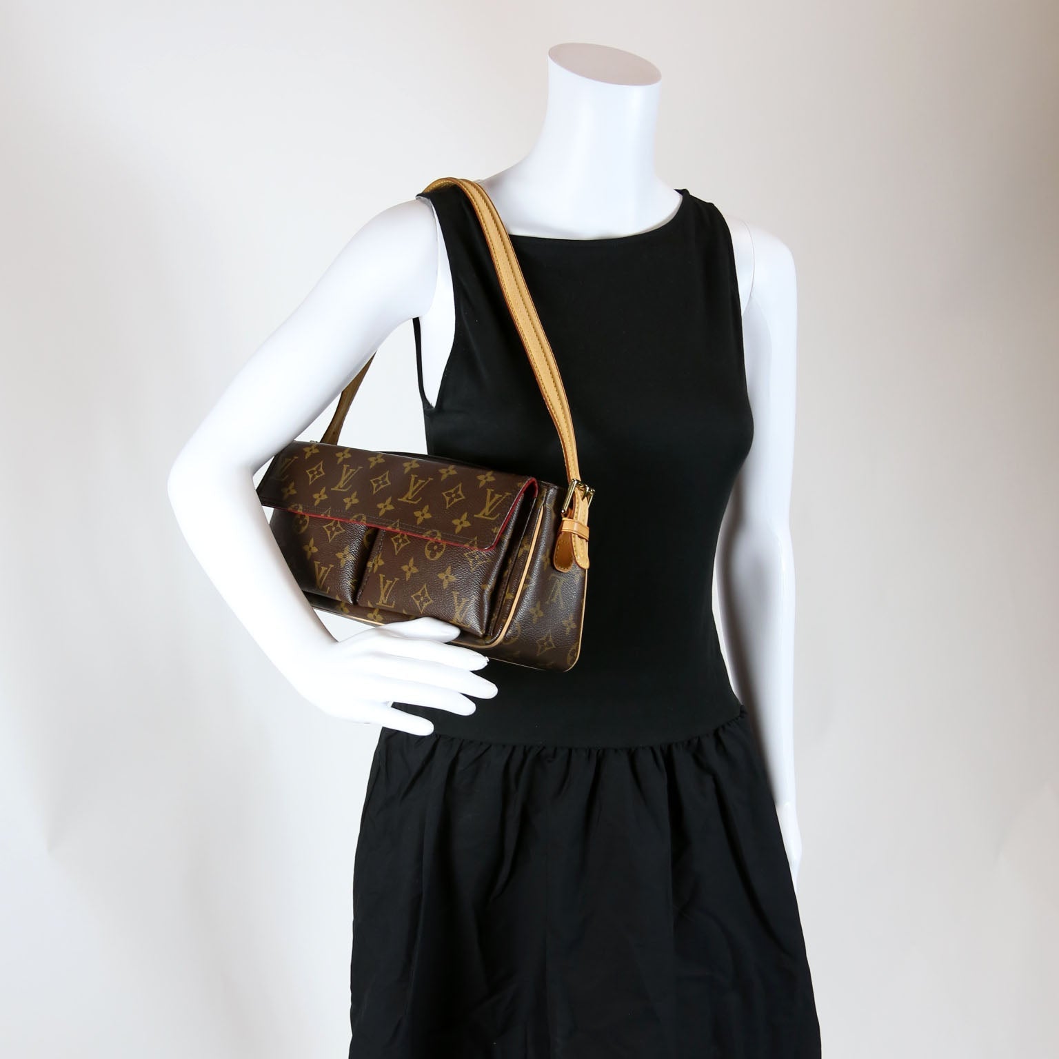 Viva Cite MM Monogram Brown