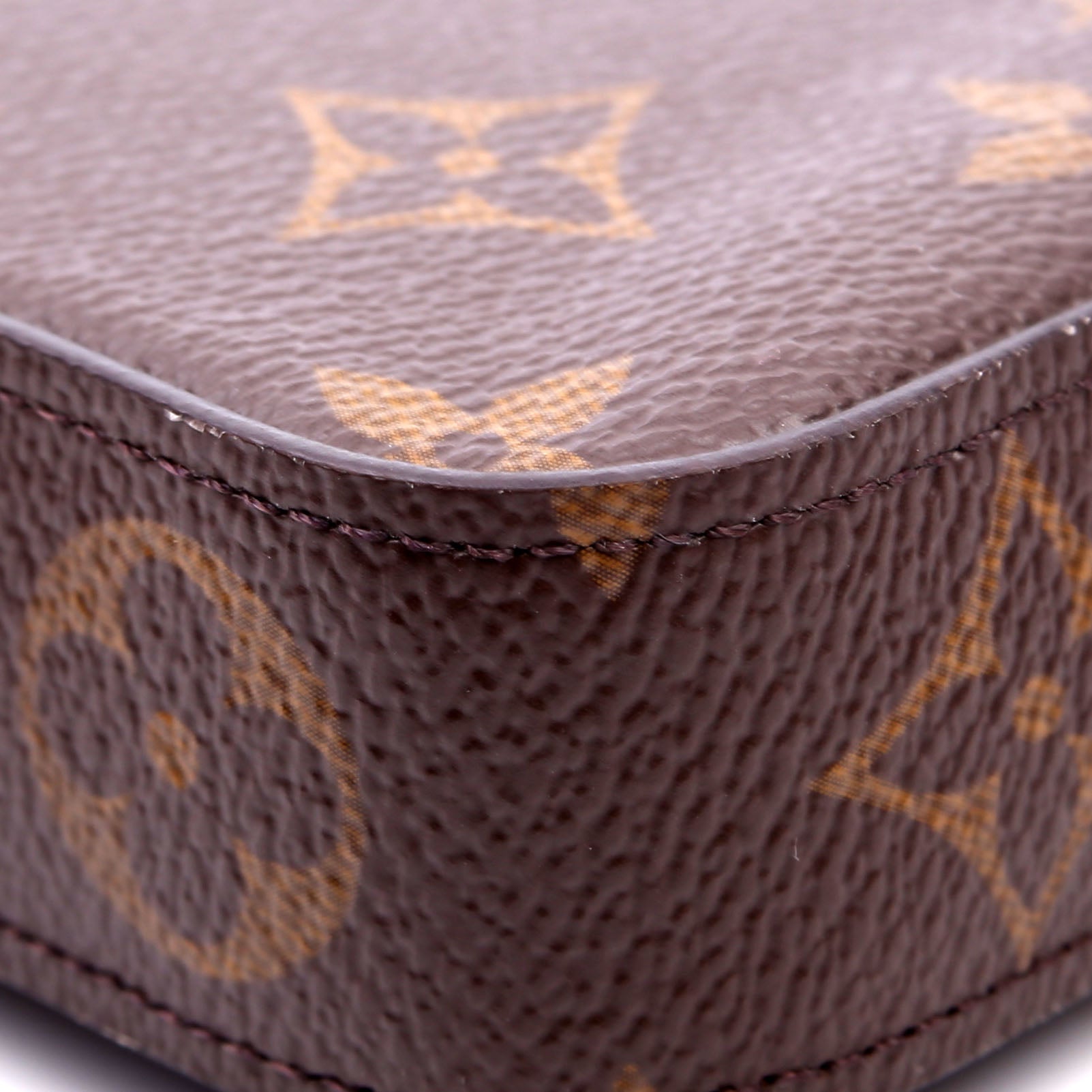 Pochette Felicie Monogram