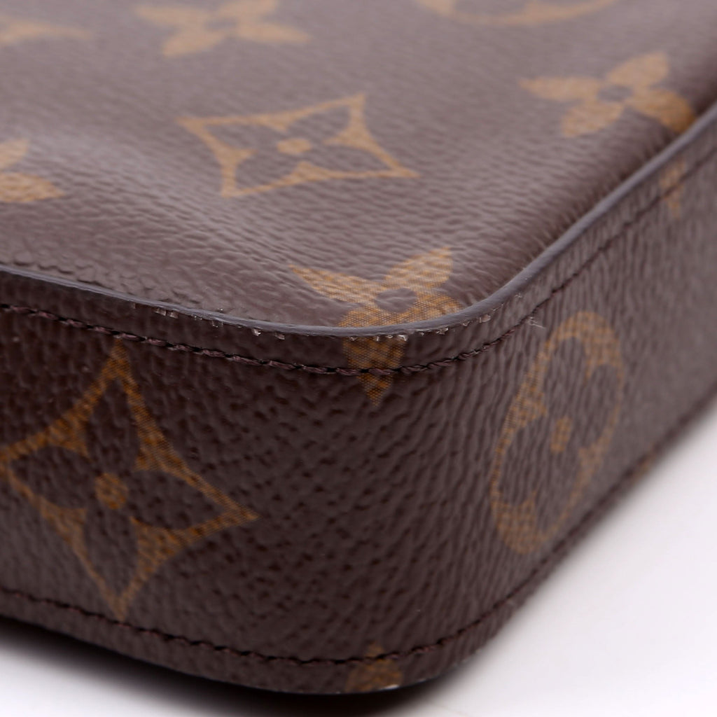 Pochette Felicie Monogram