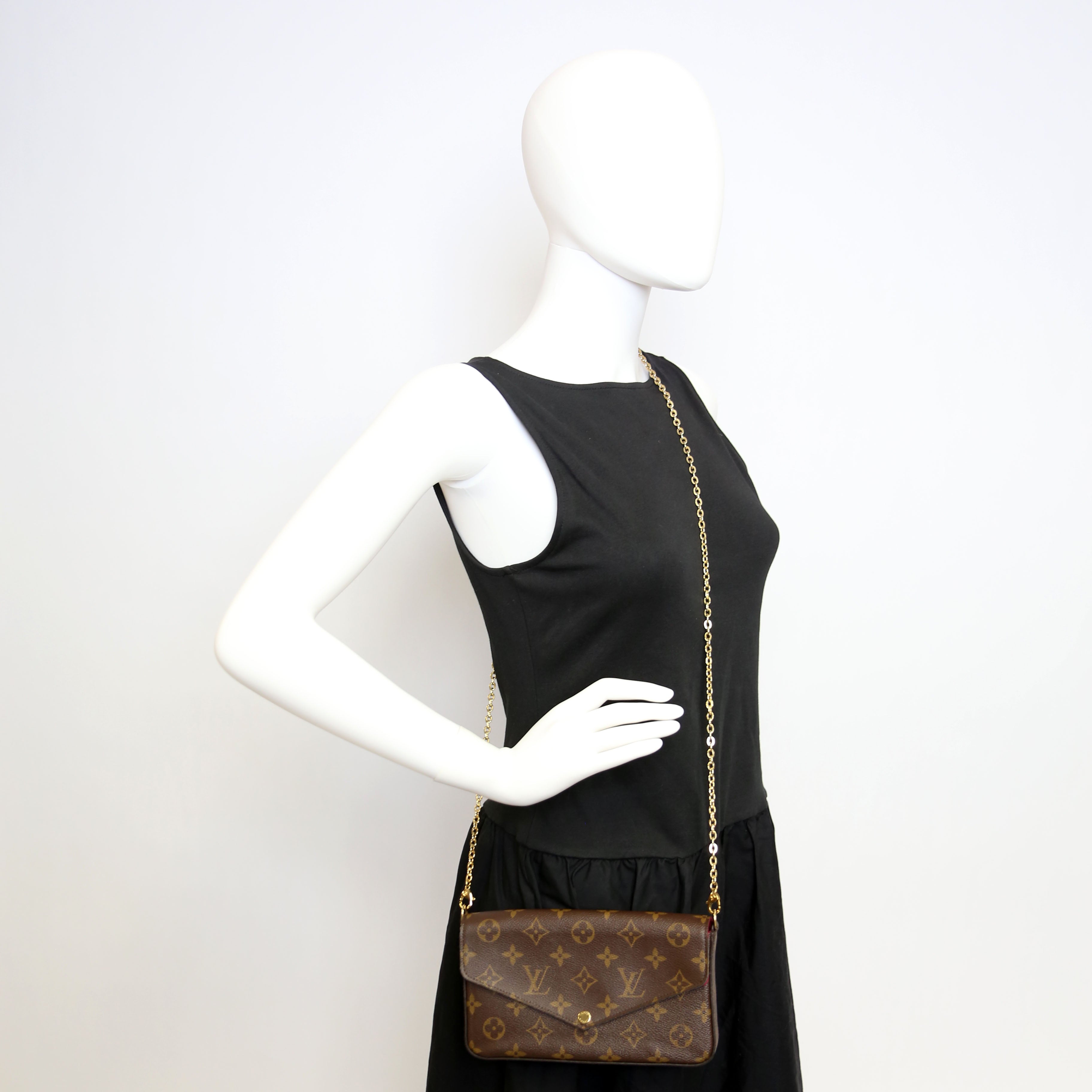 Pochette Felicie Monogram