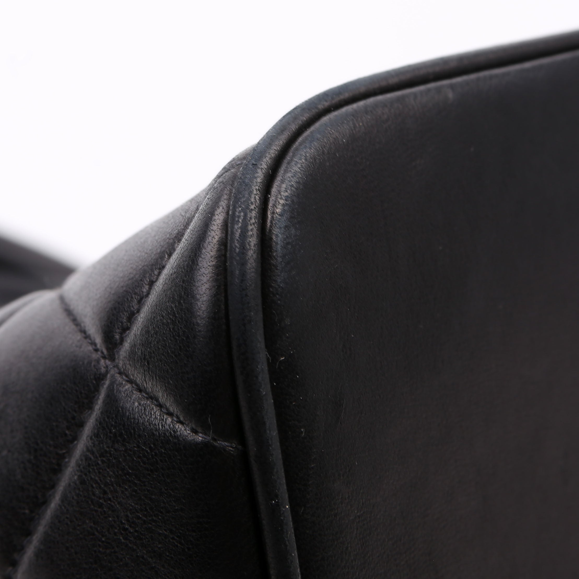 Medallion Tote Lambskin Black