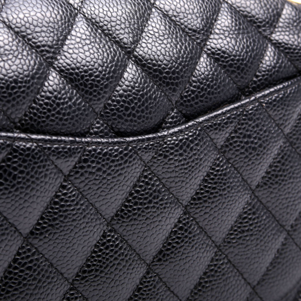 Classic Flap Medium Caviar 12M Black