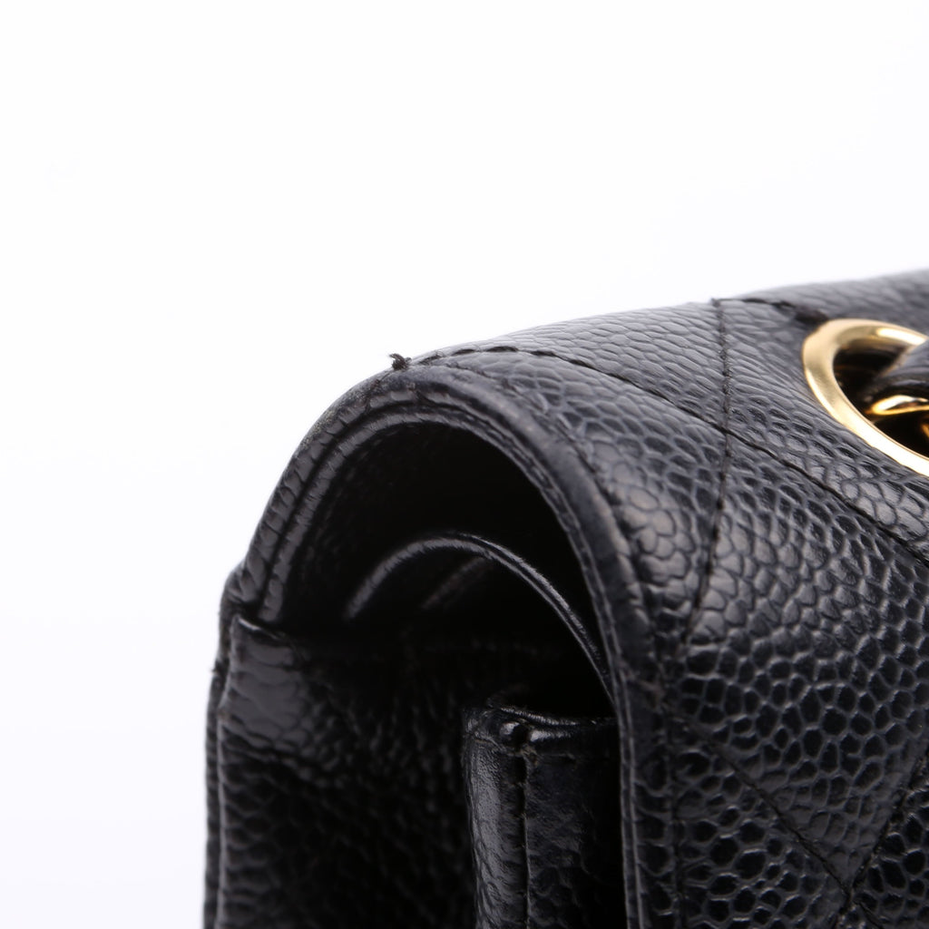 Classic Flap Medium Caviar 12M Black
