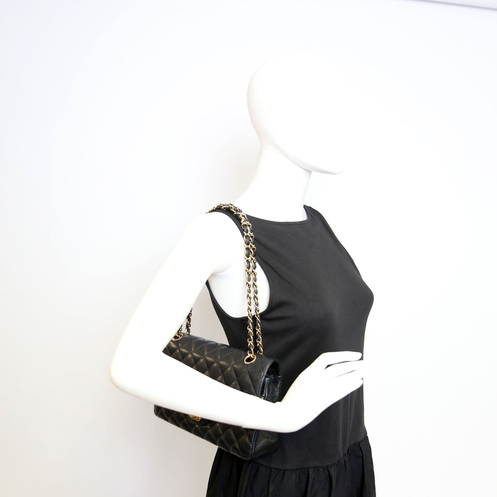 Classic Flap Medium Caviar 12M Black