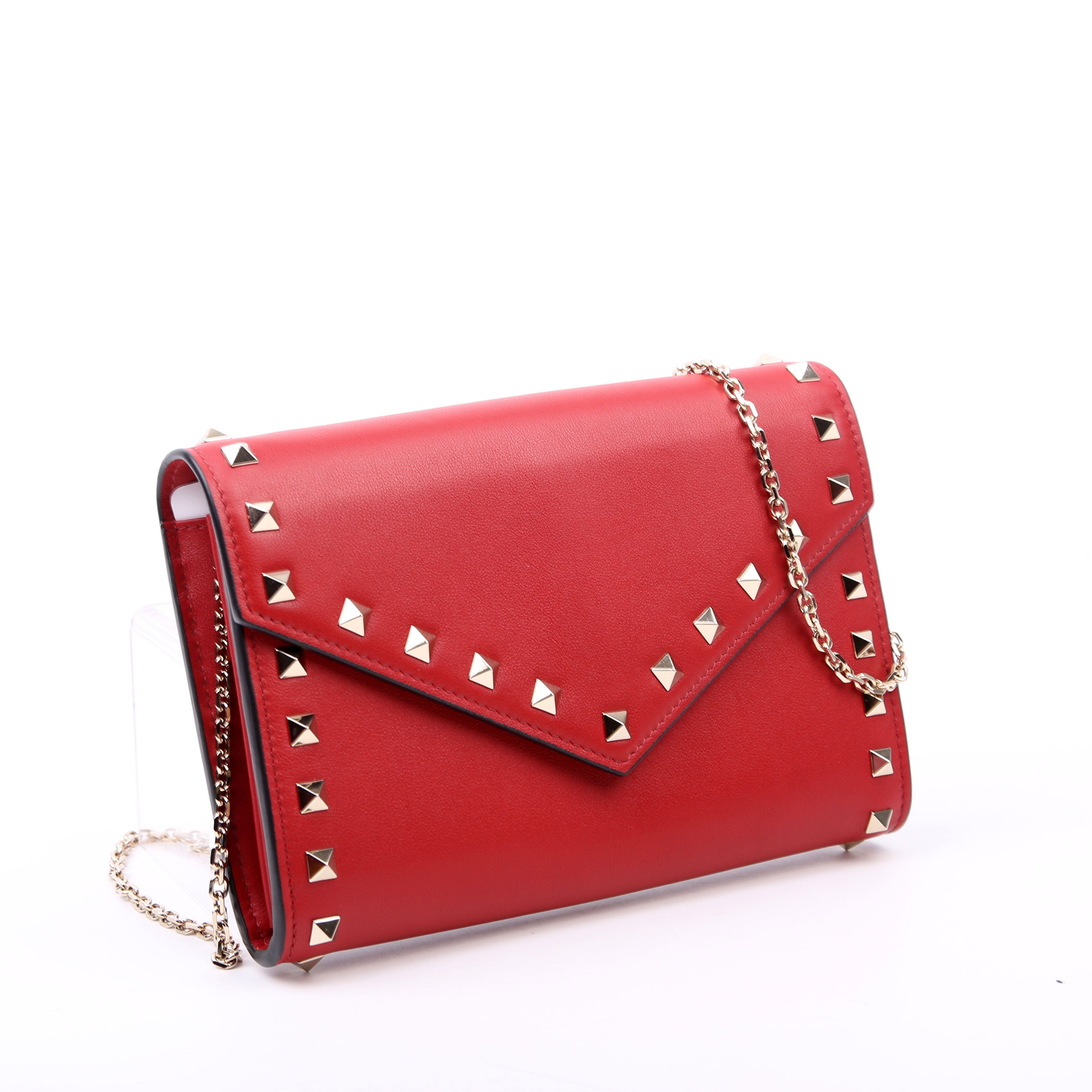 Rockstud Wallet on Chain Red