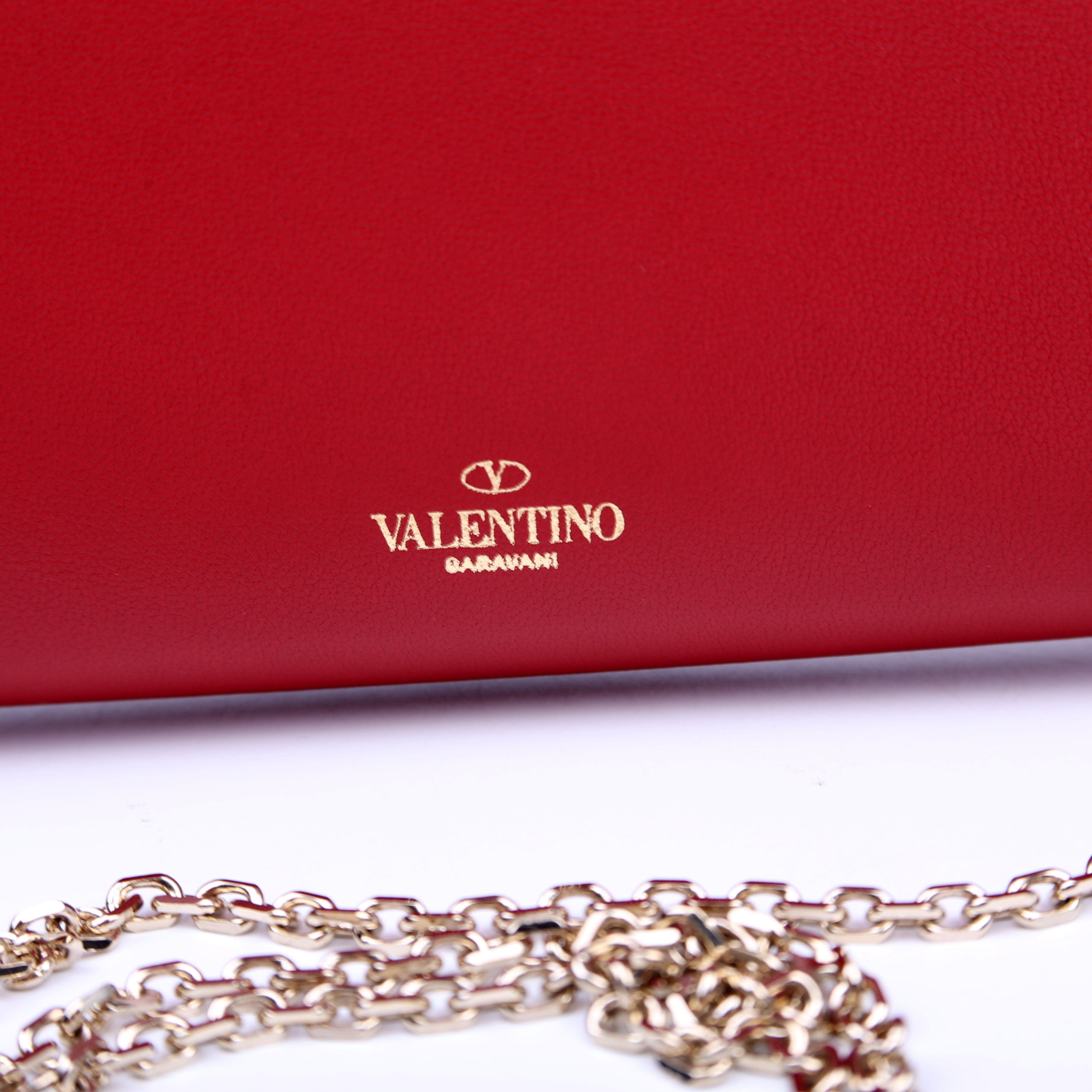 Rockstud Wallet on Chain Red