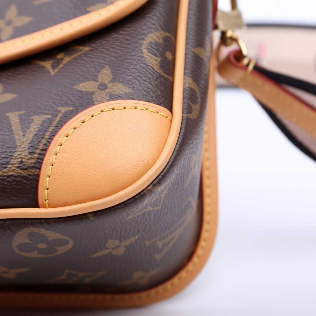 Diane New Model Satchel Monogram